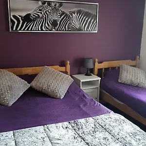 https://hathway-house.tophotelsbath.com
